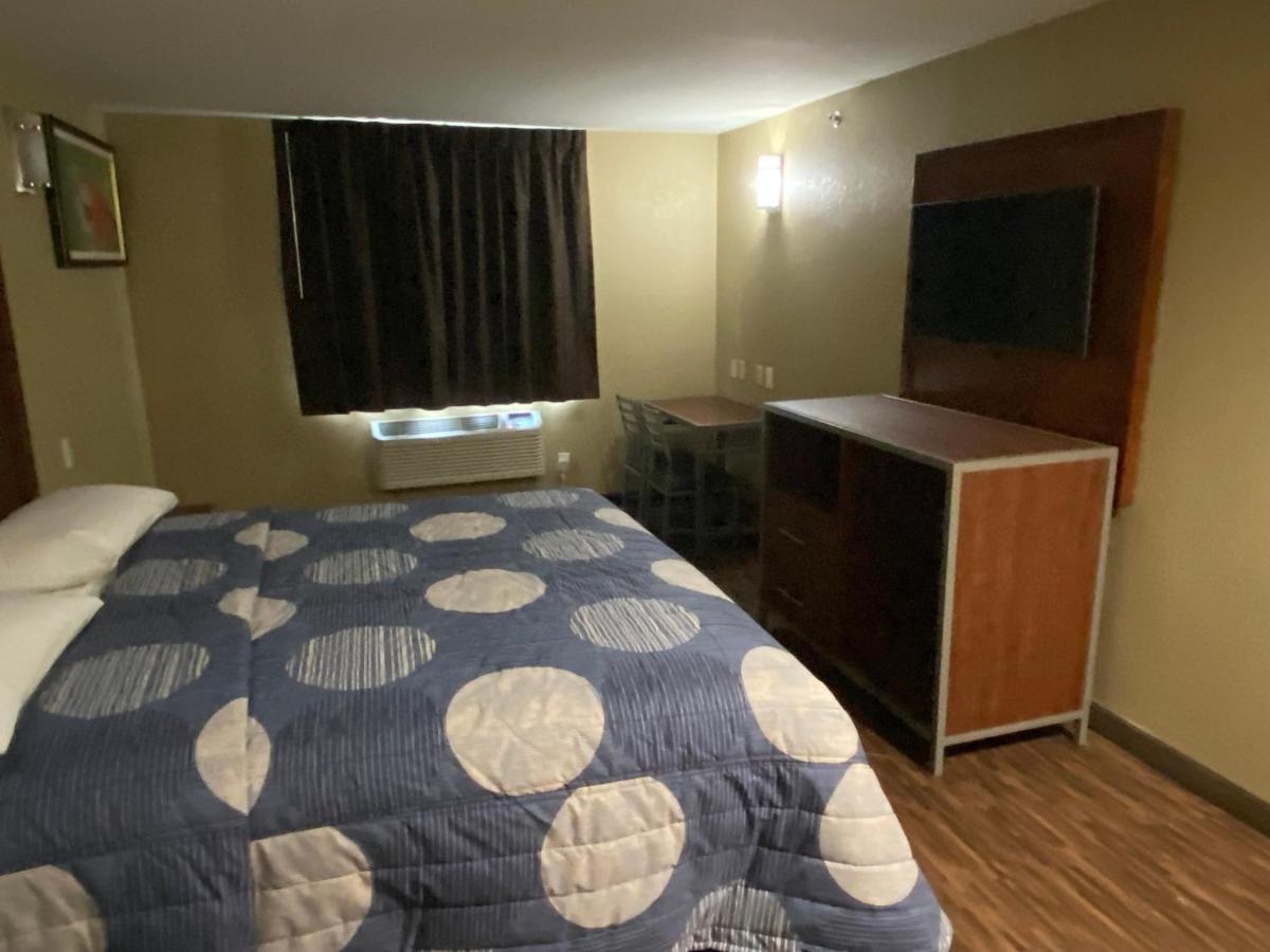 Hotel Jamaica Plaza New York Eksteriør bilde