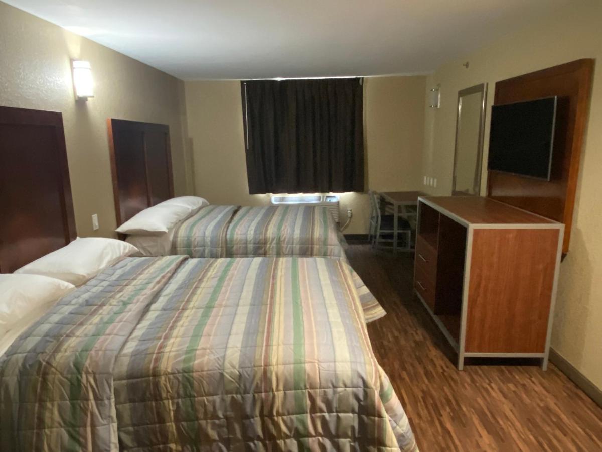 Hotel Jamaica Plaza New York Eksteriør bilde